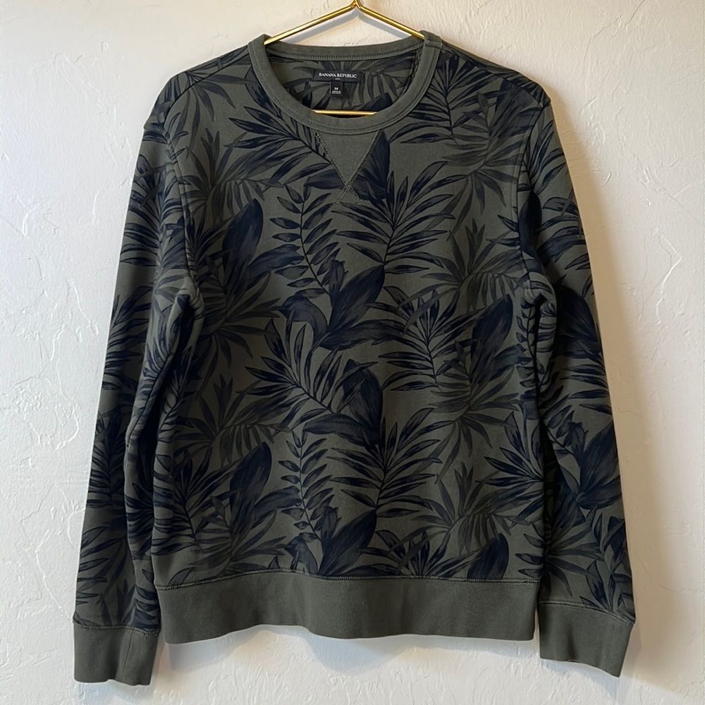 Banana Republic Crewneck Sweatshirt